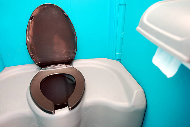 Best Construction site porta potty rental  in Flora, IN
