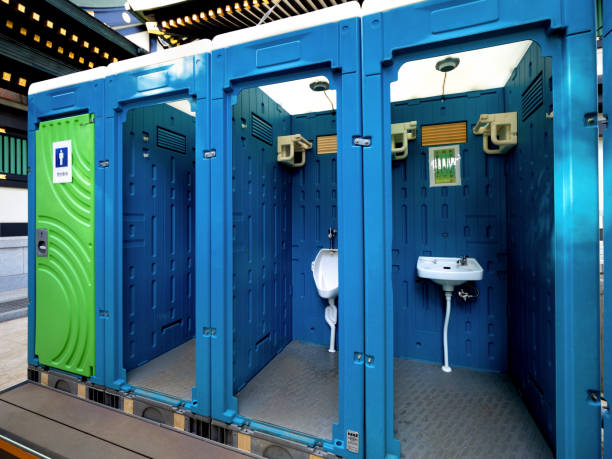 Best Luxury portable toilet rental  in Flora, IN